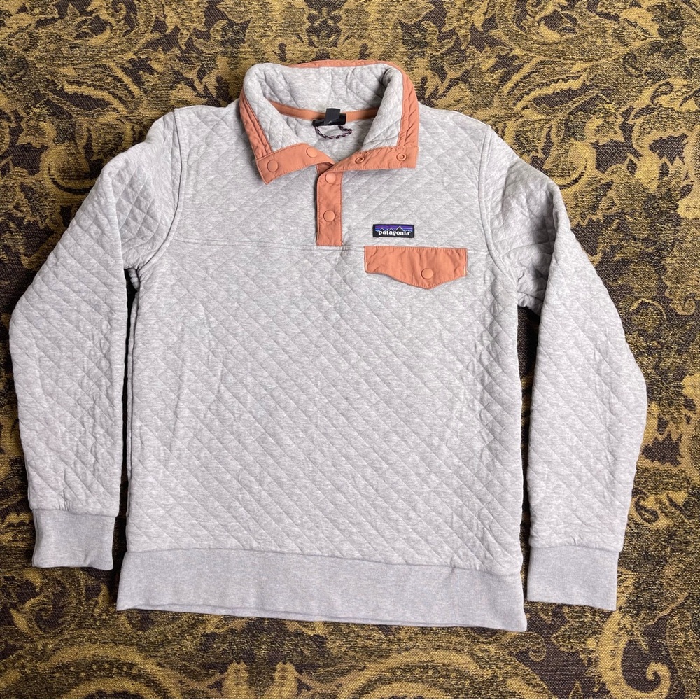 Patagonia Gray and Orange Quilted Sweater